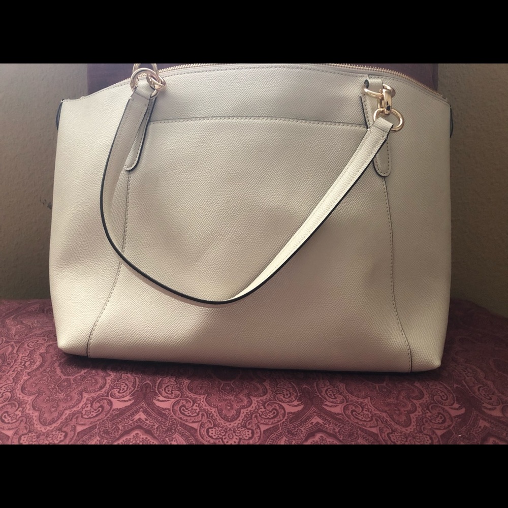 Handbag - Picture 4 of 5